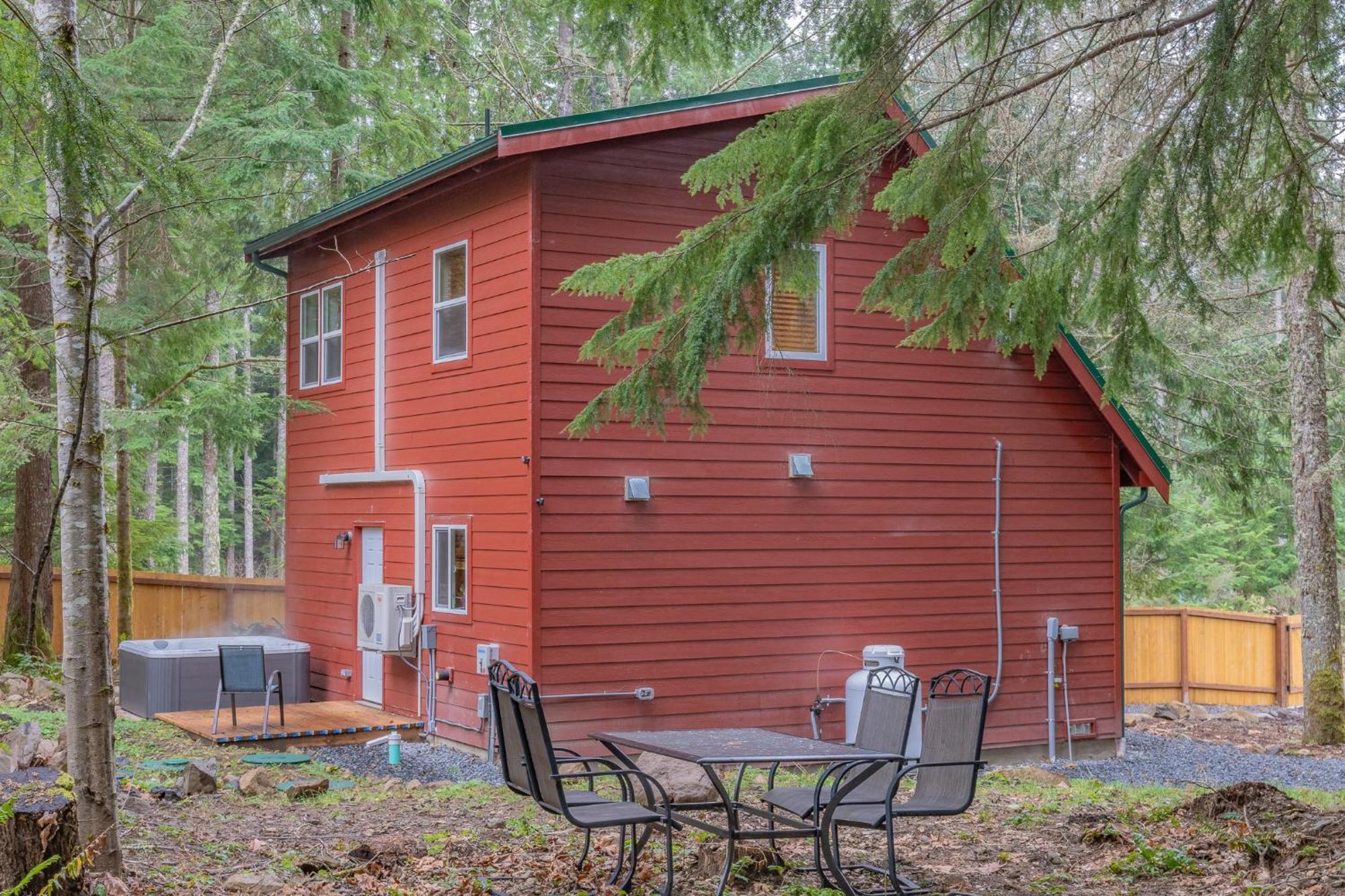 Mt. Rainier Cabin W/Hot Tub Ashford Buitenkant foto
